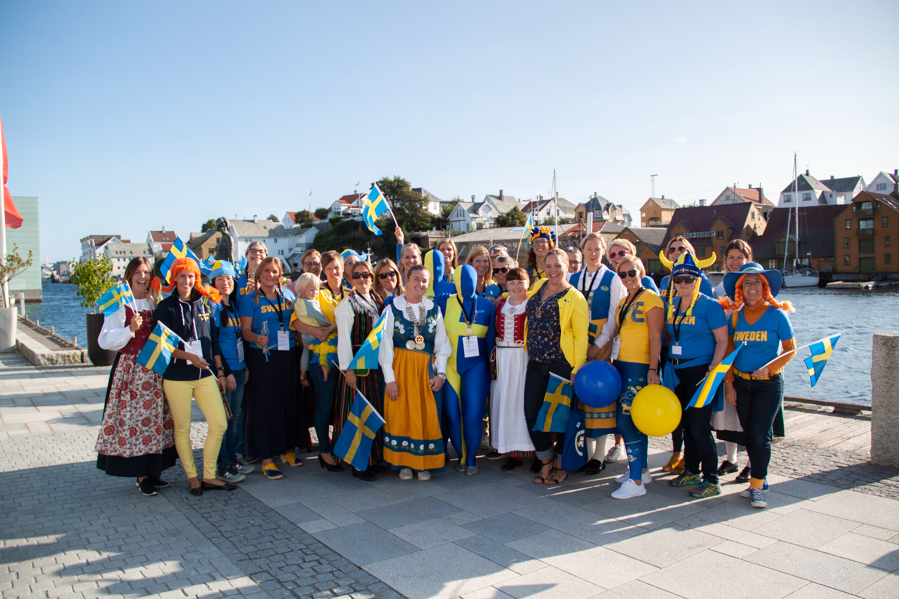 Svenska kvinnor från nätverket Ladies Circle besöker internationellt event med Ladies Circle International